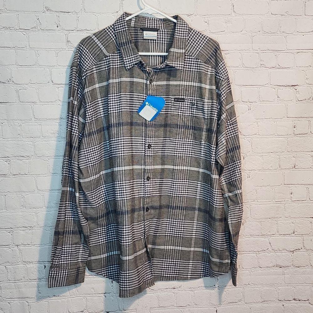 Men's Columbia button up sweater jacket, size XXL